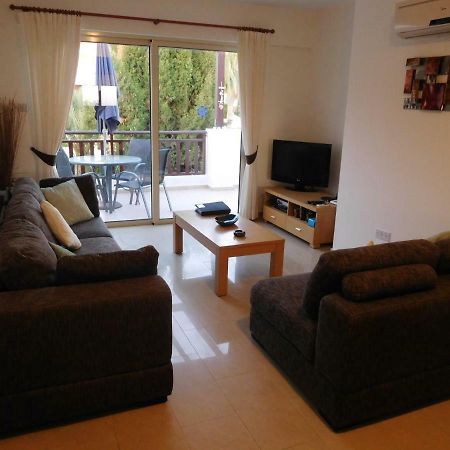 Vanessa 2 Bedroom Apartment Пафос Экстерьер фото
